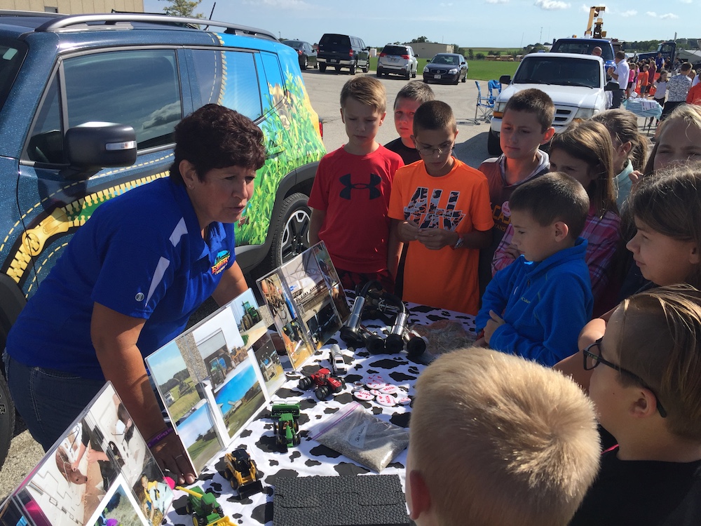 students at Careers on Wheels 16-17